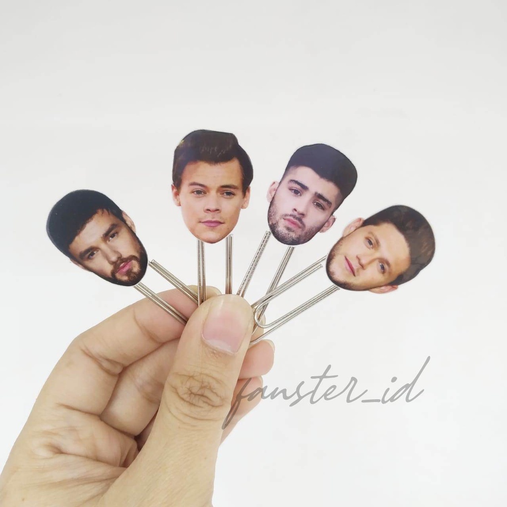 

Paper Clip One Direction