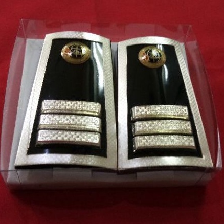 

PANGKAT BPN GOL.2C EXCLUSIVE KOMBINASI MIKA LIST LOGAM DAN BALOK MOTIF