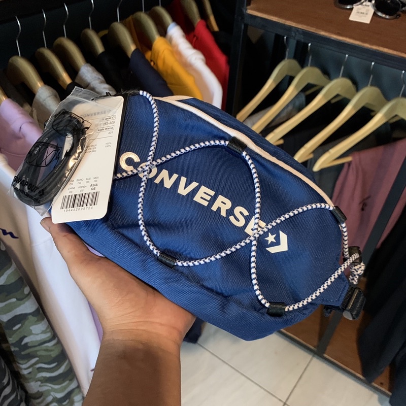 CONV*RSE SWAP OUT SLING BAG BLUE // BLACK