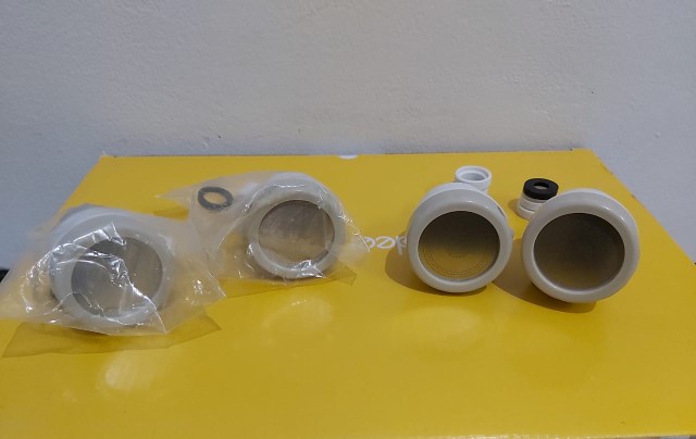 Kepala Sambungan Kran Air Wastafel Penghemat Air Fleksibel Pembuat Air Deras Saringan Air Keran