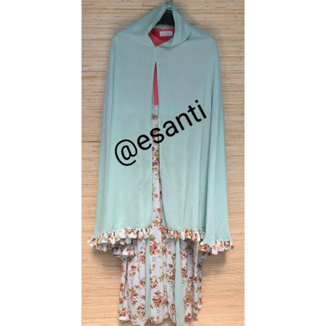 Dress set by Lyra Virna