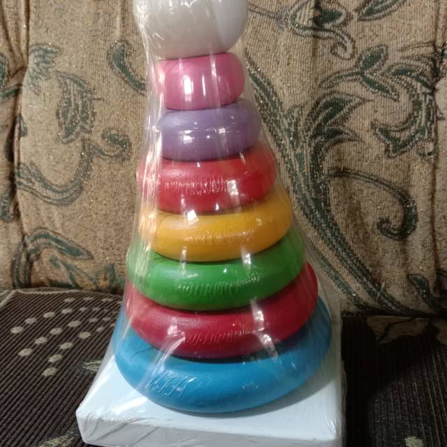 Mainan anak MENARA DONAT