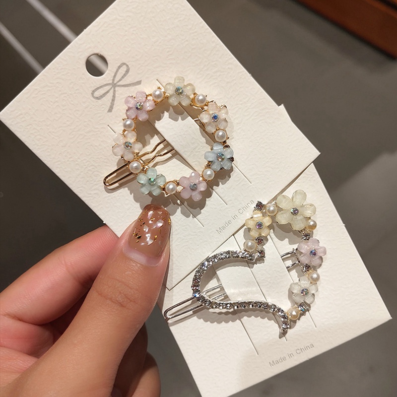 Fancyqube Jepit Rambut Bentuk Geometris Aksen Kristal Ukuran Kecil Untuk Wanita