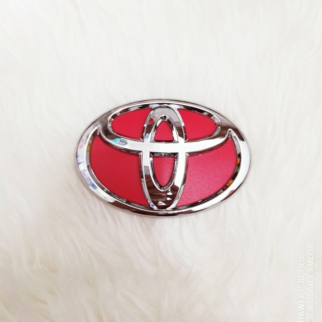 Logo Emblem  TOYOTA MERAH