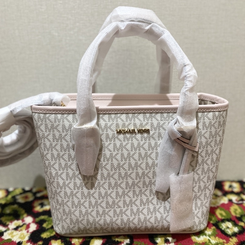 MK Jet Set Travel Extra Small Vanila Blush