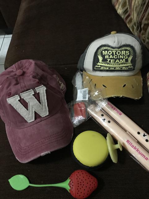 Peralatan Dapur: Saringan/diffuser Daun Teh Bentuk Stroberi