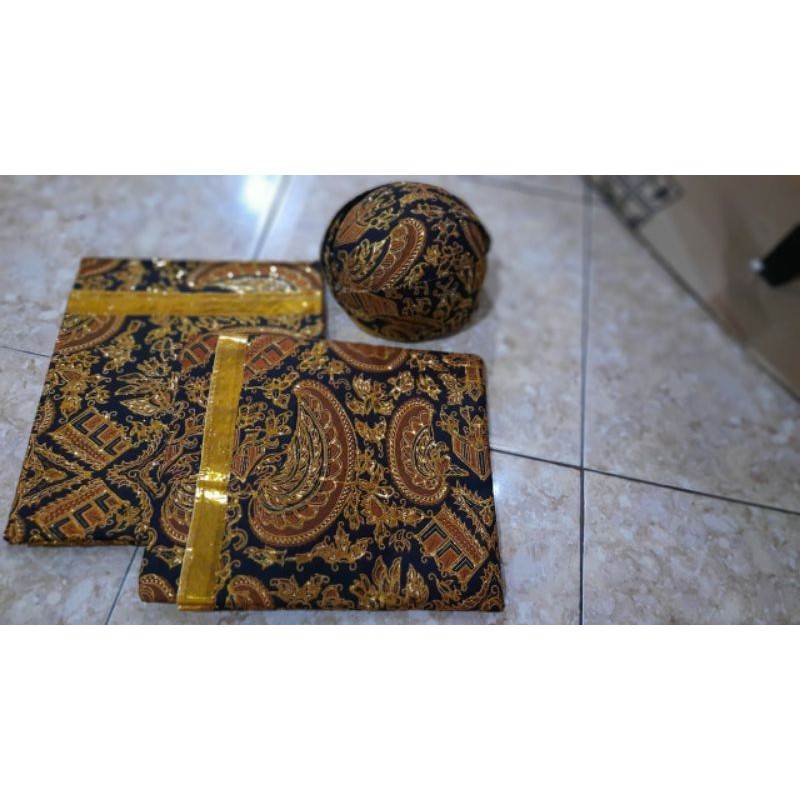 JARIK PRODO PENGANTIN SEPASANG DAN BALKON