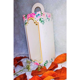 

Box Ivory /Dus Botol 8x8x19 TS White Marble