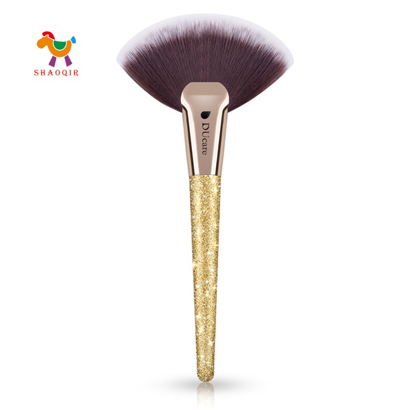 alat make up highlighter