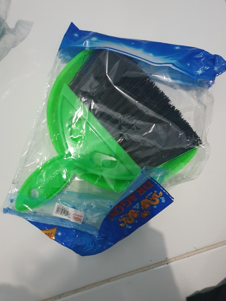 Sapu Mobil Dragon Milano / Sapu Pengki Mini / Sapu Meja Mini / Serokan Kecil / Plastik