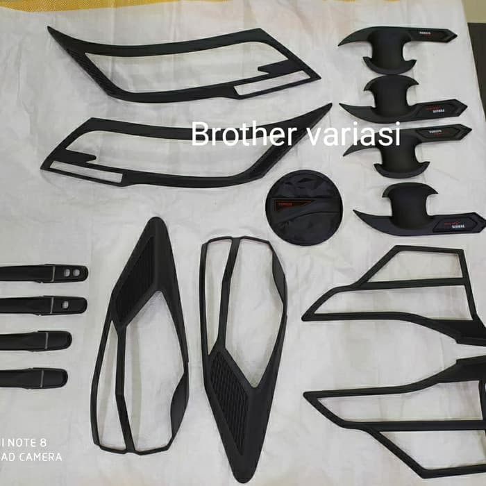 Paket garnish outer handle tank cover all new Terios 2018 hitam