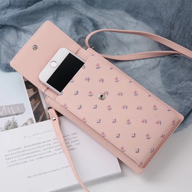 Dompet Pocket Wanita Tempat Handphone / Aksesoris Wanita / Tas Hp Terbaru