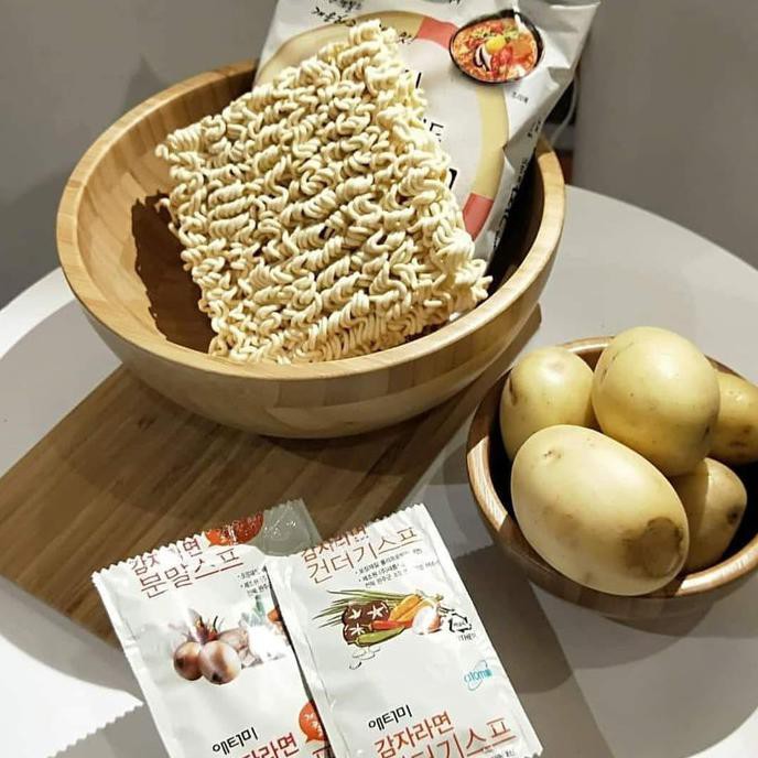 

Terlaris# Korea Potato Ramen Per Bungkus