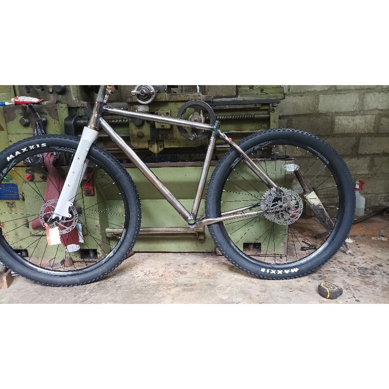 frame gravel velocity geometry