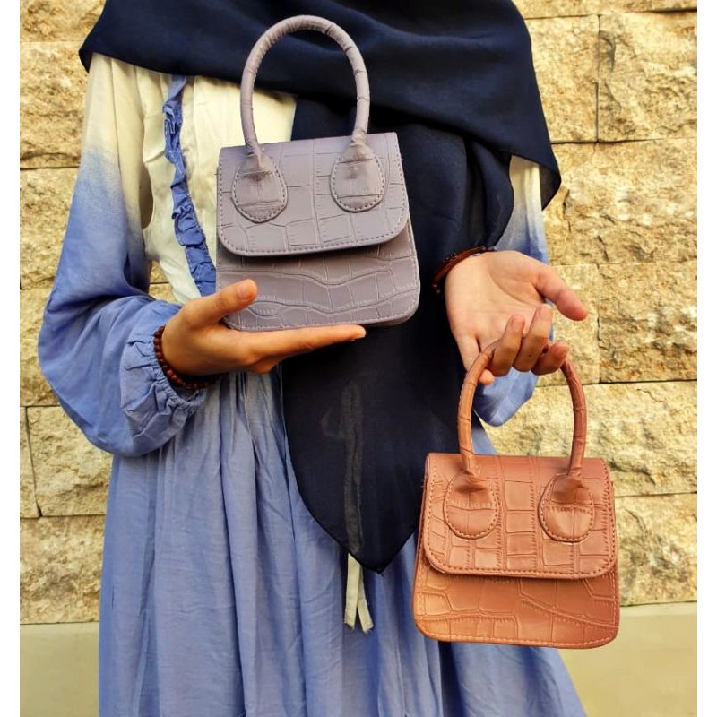 ADA Vintage Sling Bag Mini Croco-3