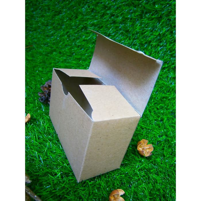 

READY STOCK GIFT BOX SOUVENIR PACKING KOTAK KADO UKURAN P: 11,5 T :7,4 CM L: 5 CM