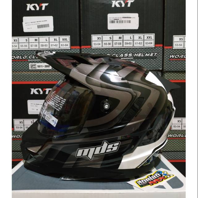 HELM MDS SUPER PRO MOTIF 1 WHITE GUNMETAL DOBEL VISOR HELM TOURING MDS SUPERPRO HELM SUPERMOTO MURAH