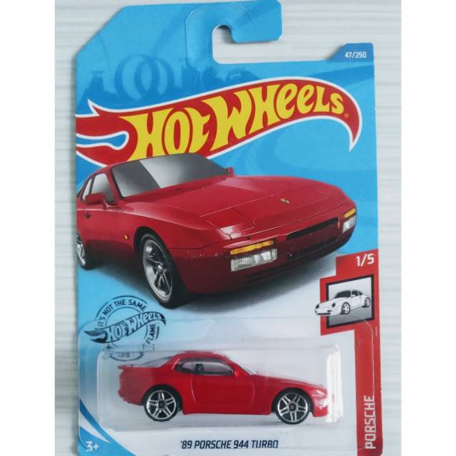Hotwheels Porsche  944 Turbo Merah