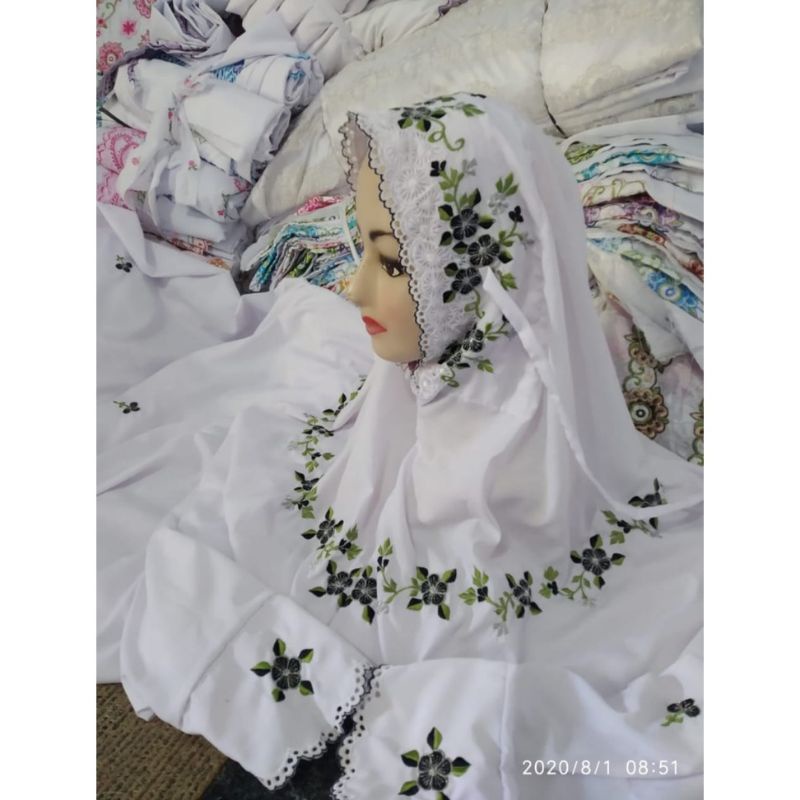 Mukena lajur bunga bordir/ mukena terusan bordir kudus