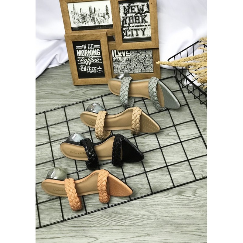 DECLARE &amp; DEE SANDAL OLIVIA TUMIT KACA 5Cm