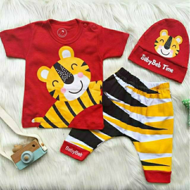 Baju setelan kaos celana topi pergi jalan lucu bestseller fashion anak bayi cowok laki murah -tig