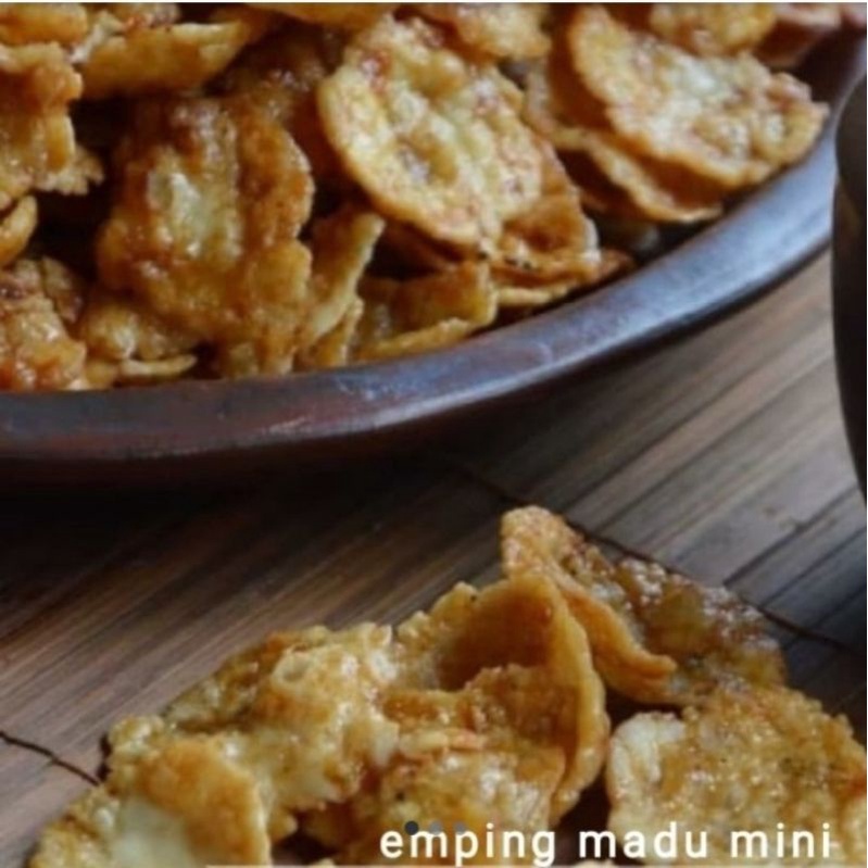 

cemilan makanan sehat Snack emping pedas lebar(tidak keras)