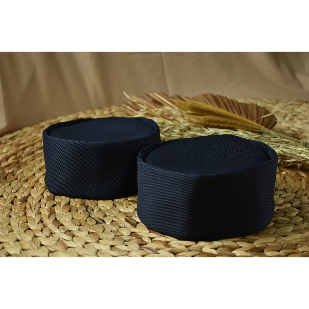 peci kopiah taliban lipat warna biru dongker motif polos ukuran standar dewasa merk iqmal