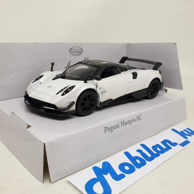 Diecast Pagani Huayra BC Kinsmart 1:32