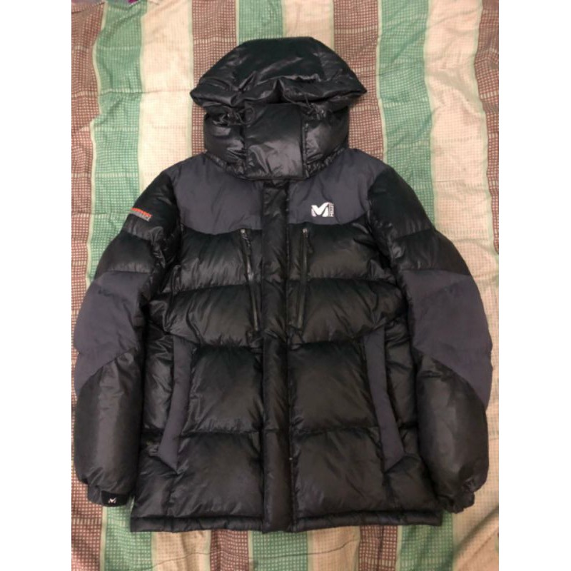 jaket down millet