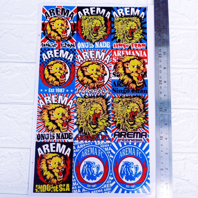 

STIKER AREMA INDONESIA/AREMA FC PERLEMBAR ISI 12PCS