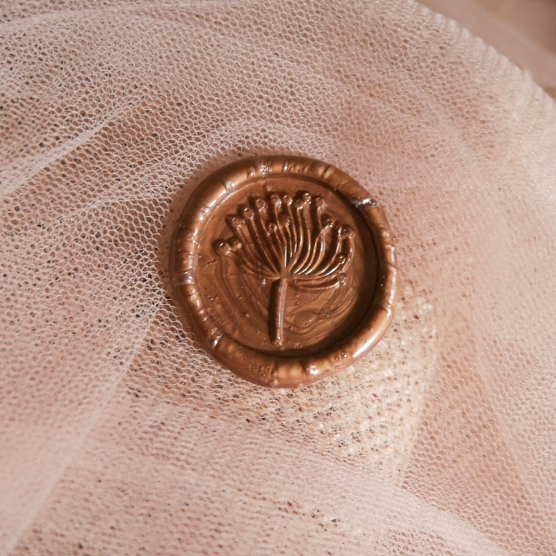 

Bronze - wax seal koin siap pakai - segel undangan - stiker wax seal - wax seal undangan