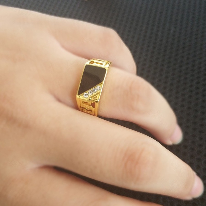 Cincin Pertunangan Berlian Kristal Titanium Persegi Kepribadian Bergaya Pria