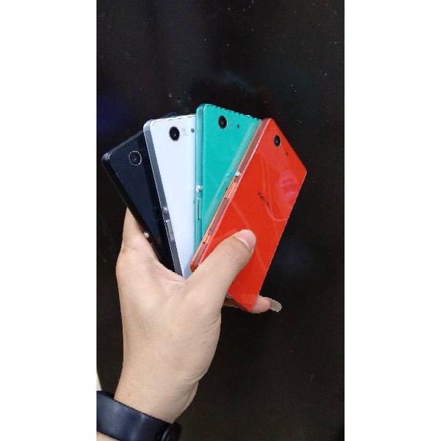 Hp murah ORI berkwalitas Sony Xperia Z3 Compact Docomo Batangan / Sony Z3 Compact Docomo