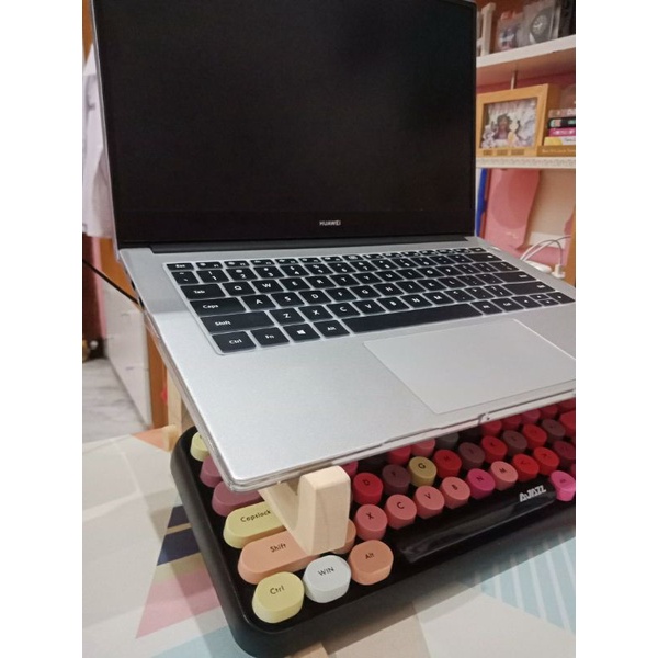 Stand Laptop Tatakan Kayu Penyangga Aesthetic Laptop Notebook Hp Tablet Ipad Meja Kayu Belajar