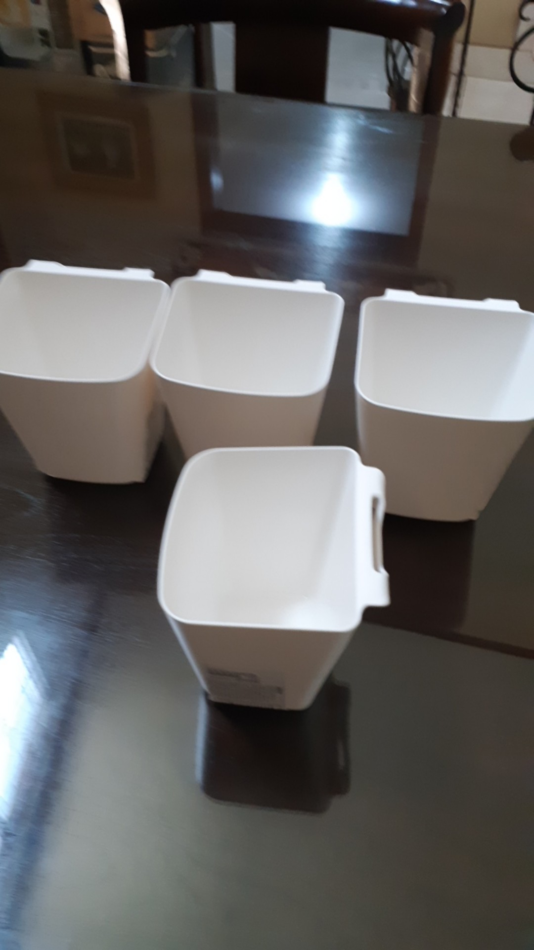 Wadah Serbaguna Warna Putih 750 Ml 12x11x13 Wadah Yang Digantung Su203