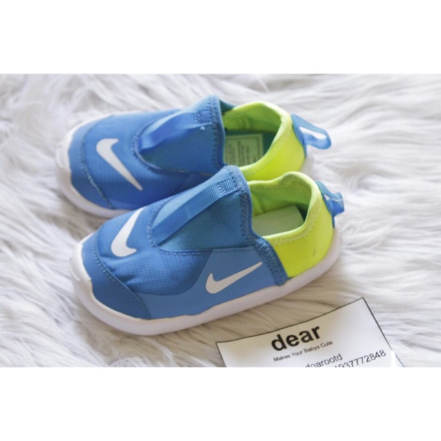 nike lil swoosh toddler