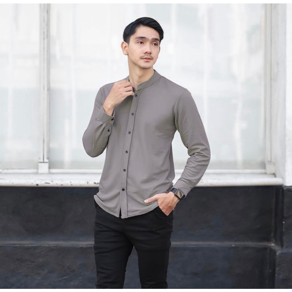 Kemeja Polos Casual Pria Lengan Panjang Grey Full Lebel &amp; Hantag// Kemeja Cowok - Pria Kantoran hem Kantor Putih Size M L XL XXL