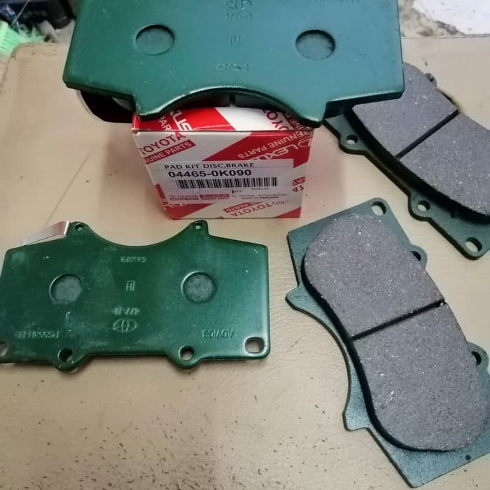 Brake Pad Kampas Rem Depan Fortuner 04465-0k090