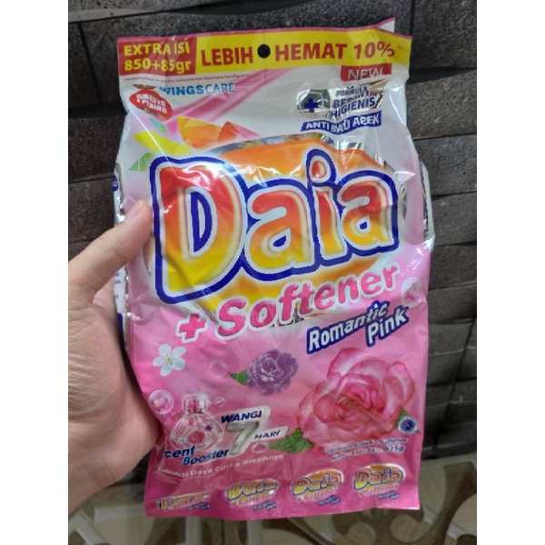 Detergent Daia Softener 850 + 85 gr