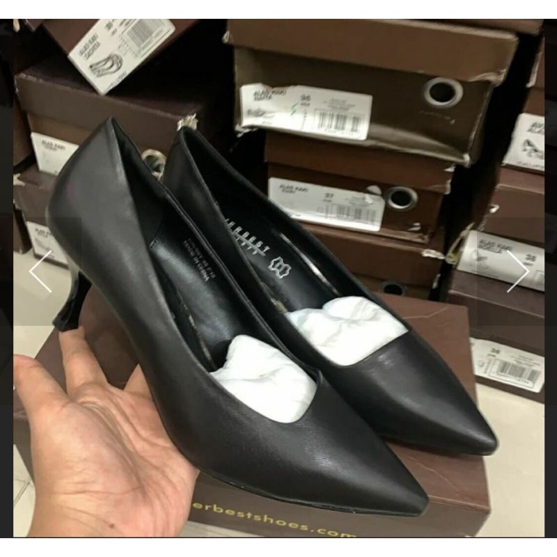 EVERBEST ORI PRELOVED LIKE NEW. BLACK.