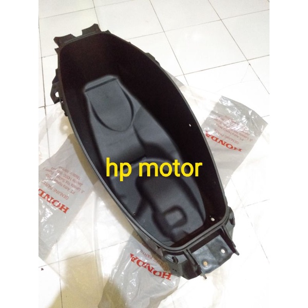 BOX BAGASI PCX160 81250-K1Z-J10 BAGASI PCX 160 ORIGINAL