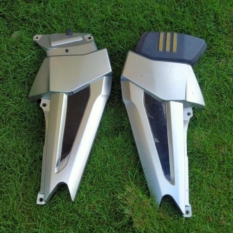 BOX AKI COVER AKI BYSON TUTUP AKI YAMAHA BYSON original