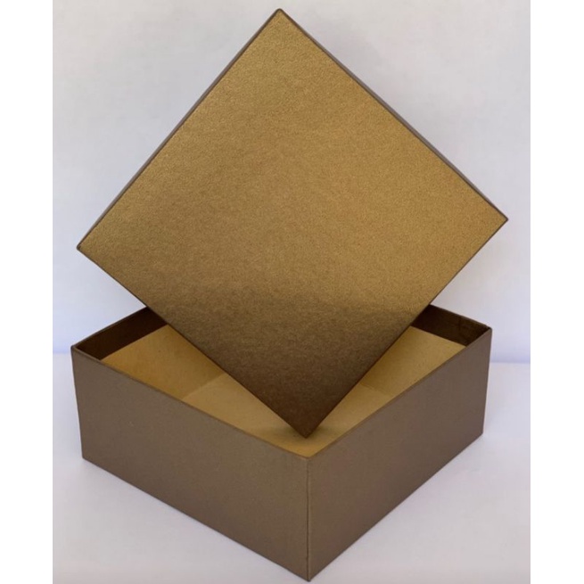 

Kotak Kado Gift Box Hard Box Hampers 25x25x10