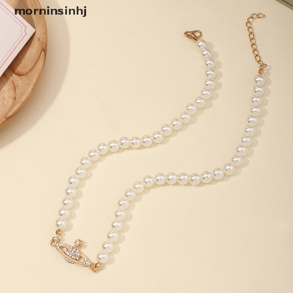Kalung Rantai Dengan Liontin Planet Untuk Wanita