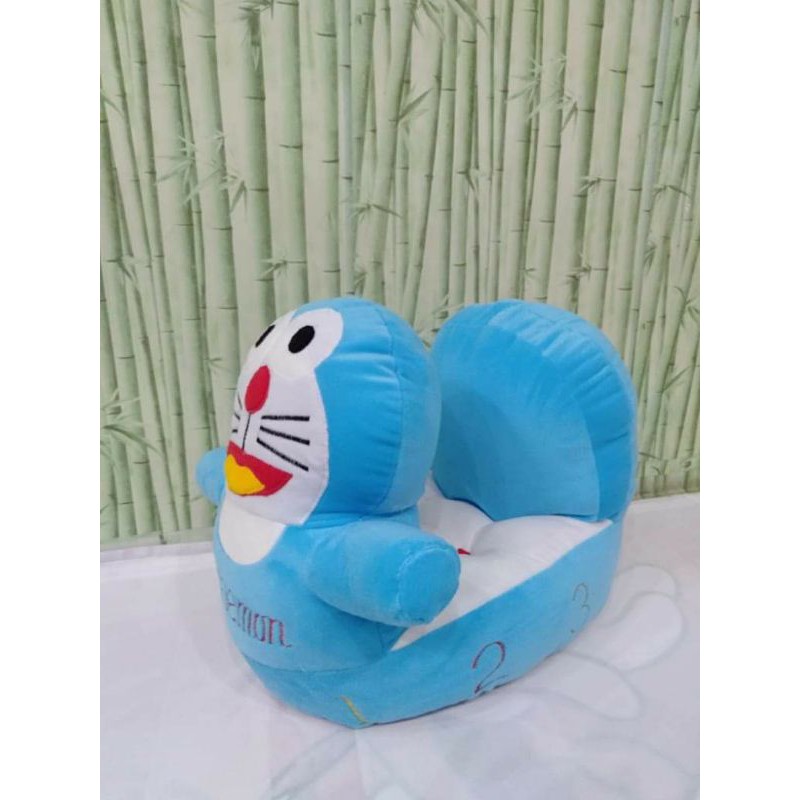 Kursi odong odong karakter anak