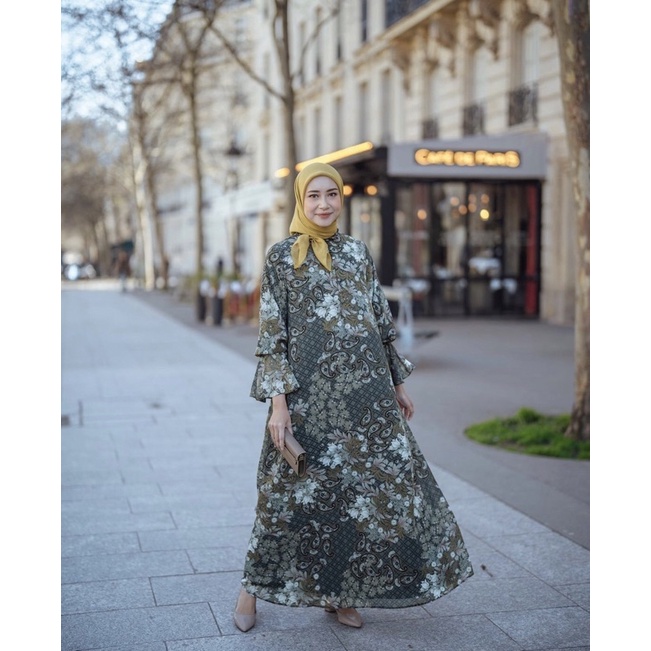 HEAVEN LIGHT - SARA DRESS ADYA COLOUR