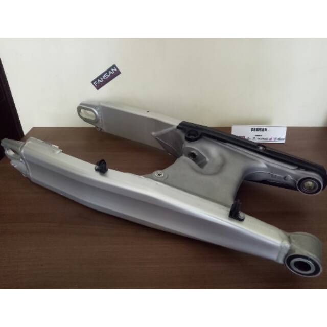 Swing Arm Moge KTM Super Duke SMR 990 Original Austria kaki limbah supermoto klx wr crf ninja cbr se