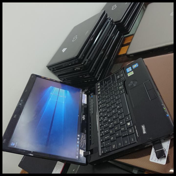 GRATIS ONGKIR Fujitsu P772 core i7 gen3 Layar 12 laptop bisnis bukan thinkpad vaio EKSLUSIF