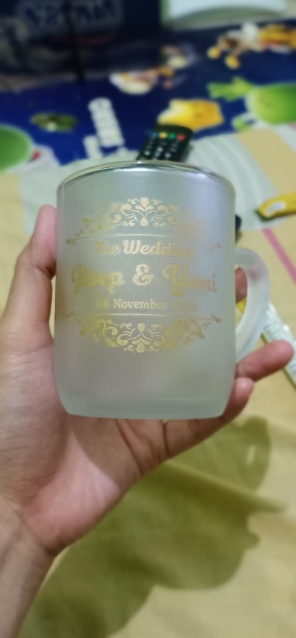 Souvernir Gelas Gagang Isi 50