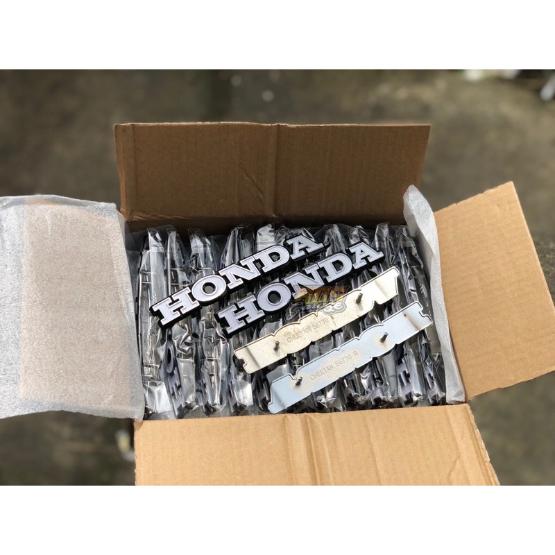 emblem cb125 original import, sticker tangki cb125, logo honda cb125, emblem honda cb 125